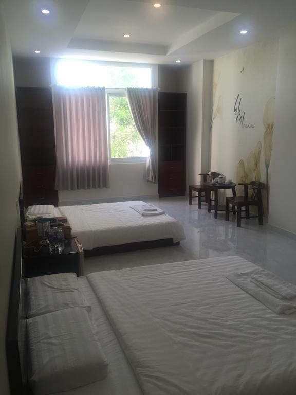 Phong Lan Guesthouse Chau Doc Extérieur photo